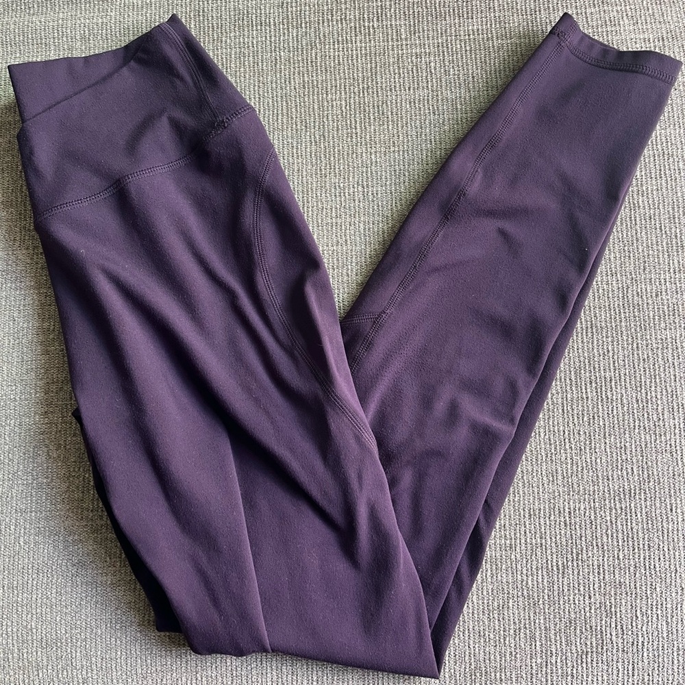 Alphalete surface leggings